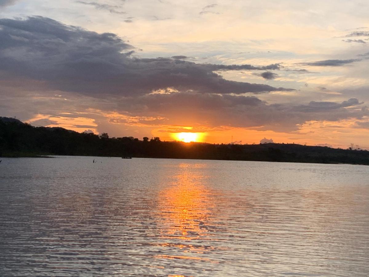 Chale Com Jacuzzi Vista Do Lago Alexania Екстериор снимка